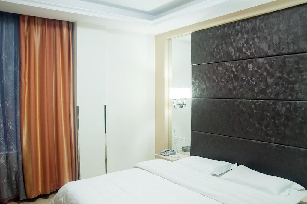 Sentosa Hotel Guangzhou Room photo